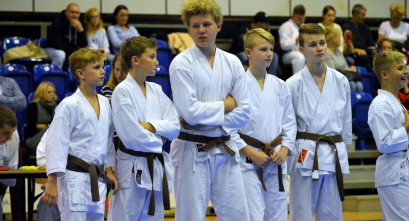 12 medali Pucharu Pomorza dla kościerskich karateków