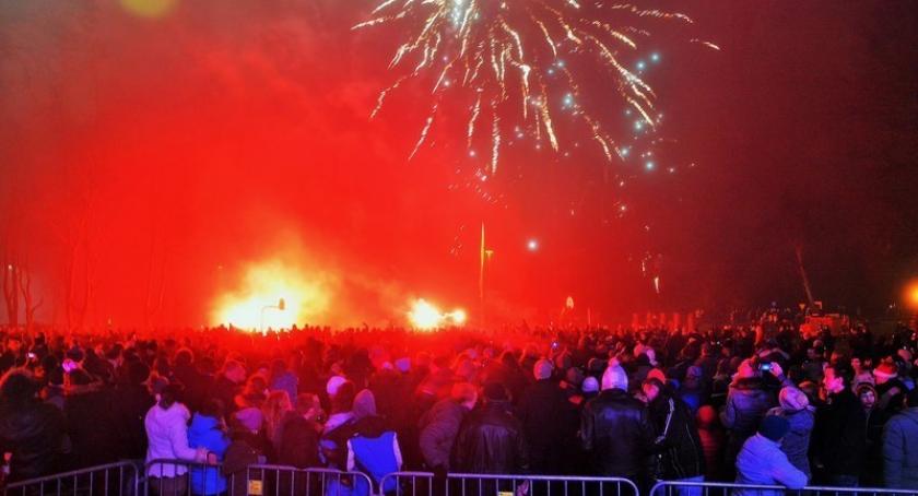 Uważaj na fajerwerki! Bezpiecznie powitaj Nowy Rok