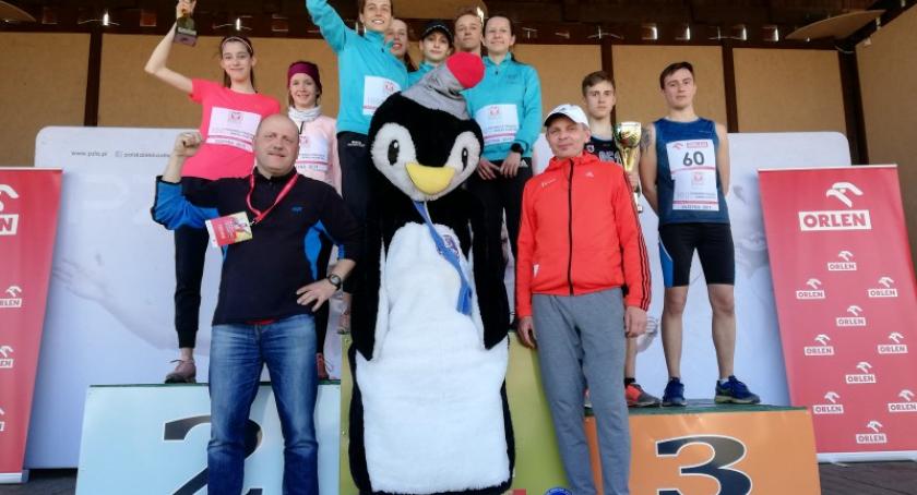Sukces kościerskich biegaczek na Mistrzostwach Polski - Olimpia Breza ze złotem