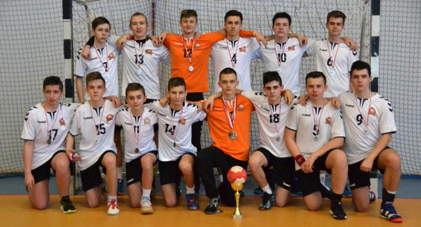 Srebro dla szczypiornistów z Lipusza w Finale Wojewódzkich Igrzysk Młodzieży Szkolnych