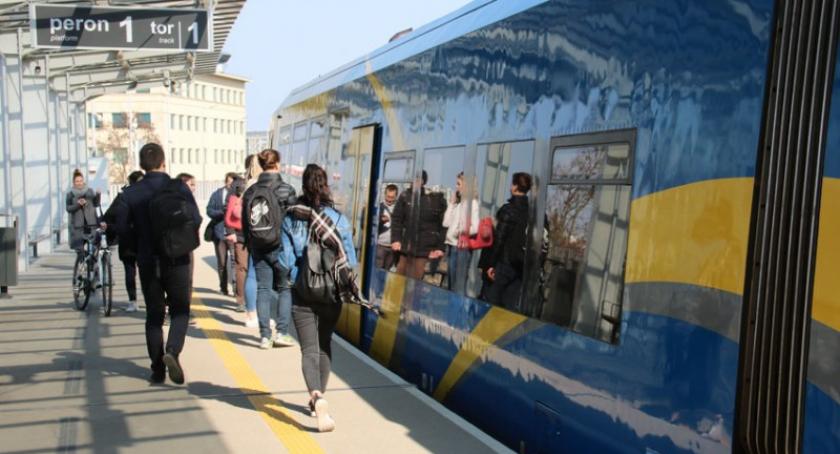 Kolejny rekord w PKM. Z przejazdów pociągami skorzystało już 10 milionów pasażerów