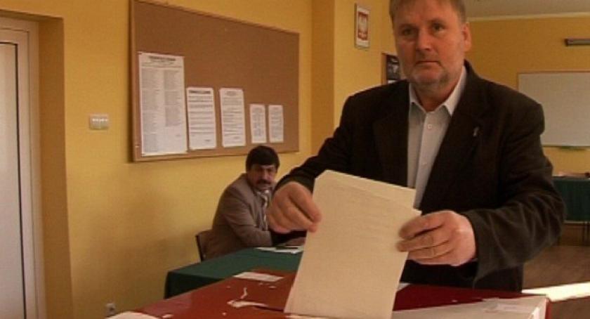 Wybory w powiecie kościerskim - PO przed PiS