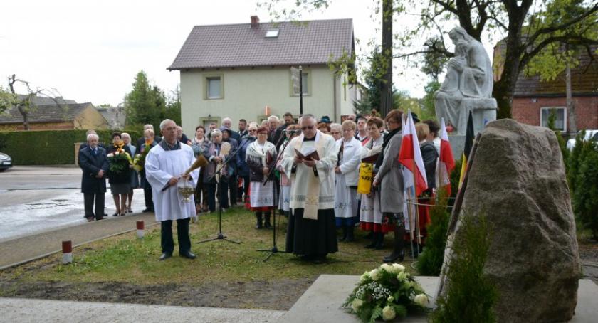 Wiele. Upamiętnili Bronisławę i Teodora Plińskich