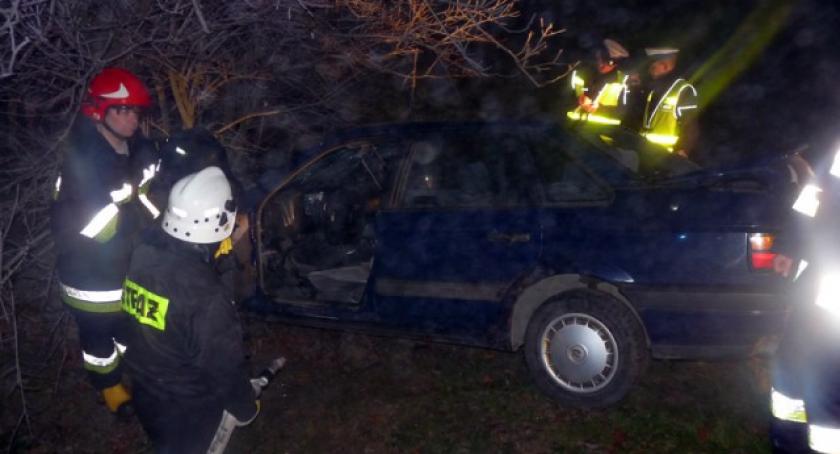 Tragedia na trasie Egiertowo-Kościerzyna. Nie żyje kierowca passata