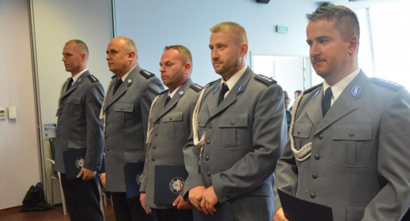 Awanse i podziękowania dla kościerskich funkcjonariuszy Policji