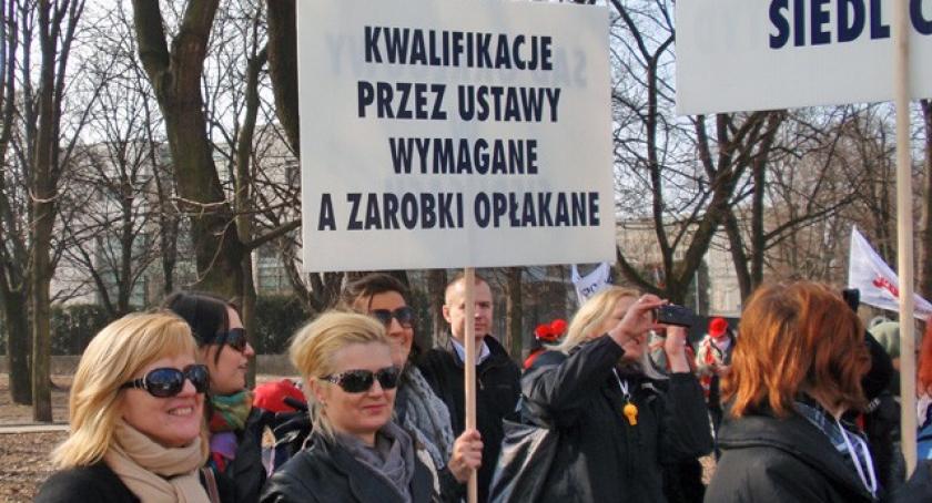 Manifestacja w stolicy przeciw likwidacji sądów