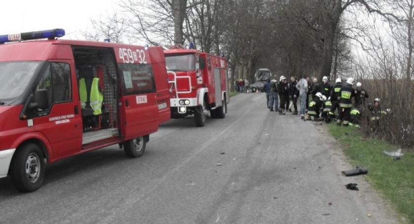 Nowa Karczma. Tragiczny wypadek - trzy osoby nie żyją (nowe zdjęcia)