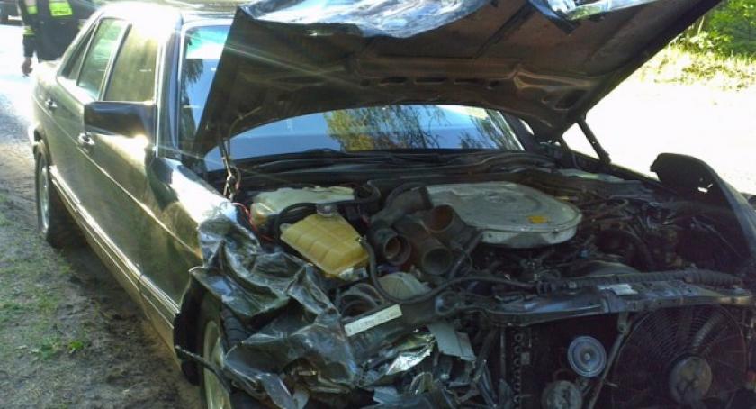 Trasa Kościerzyna-Łubiana. Zderzenie citroena z mercedesem