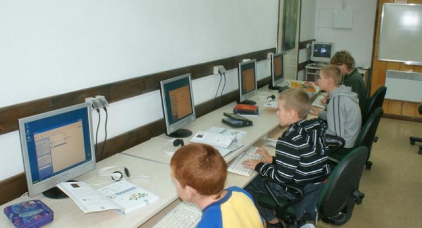 Karsin. Prawie milion dofinansowania na komputery i szkolenia