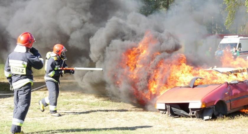 Garczyn. Płonący samochód, antyterroryści i odciski palców...