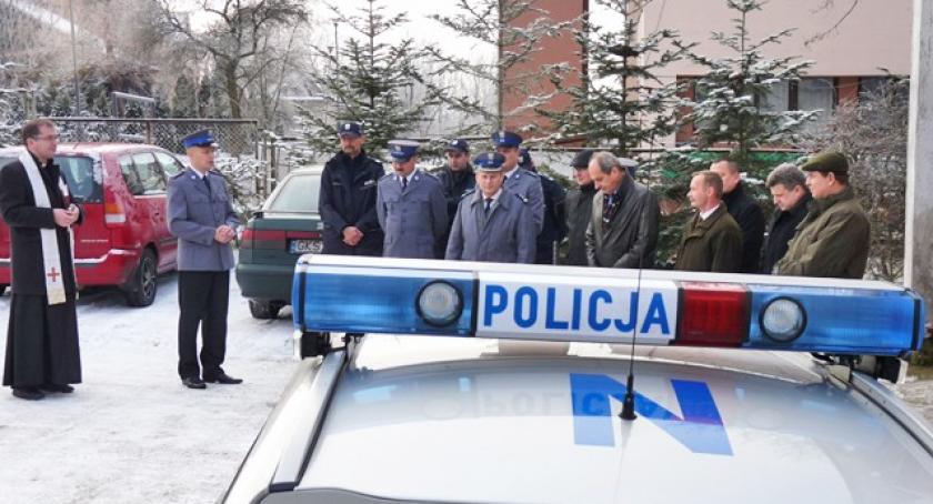 Dziemiany. Nowy radiowóz przekazany