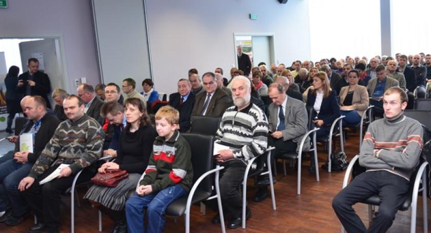 Kościerzyna. Rolnicy rozmawiali w sali Szopińskiego