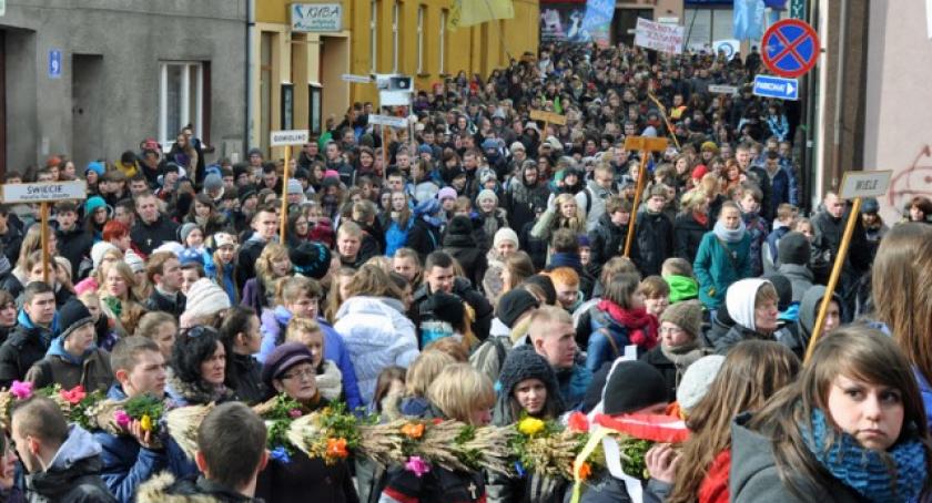 Kościerzyna. Światowy Dzień Młodzieży przyciągnął tłumy