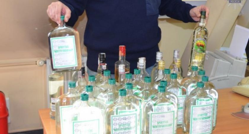 Kościerzyna. Alkohol bez akcyzy zabezpieczony