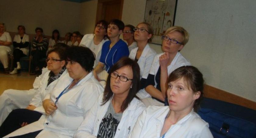 Pracownicy kościerskiego szpitala pikietowali w Gdańsku