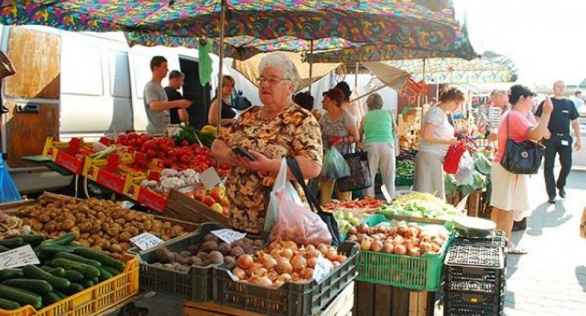 Stara Kiszewa. Trwa modernizacja targowiska