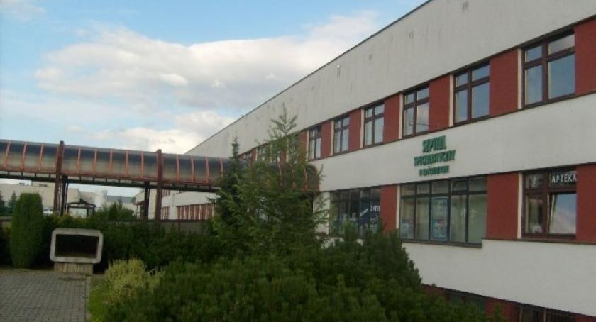 Kościerzyna. Mniejsze kontrakty, większe kolejki i dłuższe oczekiwania do specjalistów. Niekorzystna decyzja NFZ dla szpitala