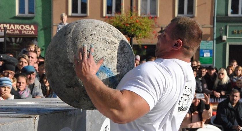Kościerzyna. Strongmani w walce o Puchar Burmistrza Kościerzyny 