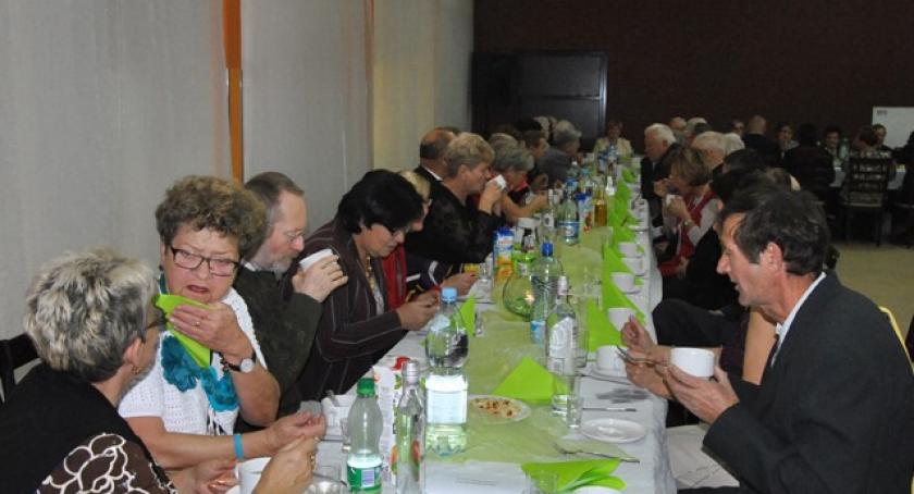 Dziemiany. Andrzejkowy bal seniorów 