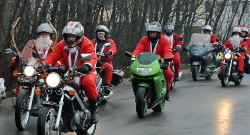 Mikołaje na motocyklach zjechały do Kościerzyny 
