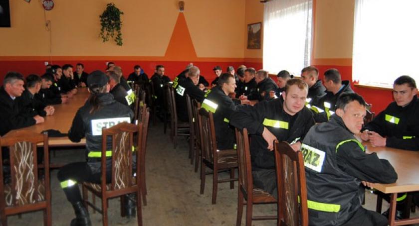 Strażacki egzamin w Kornem 
