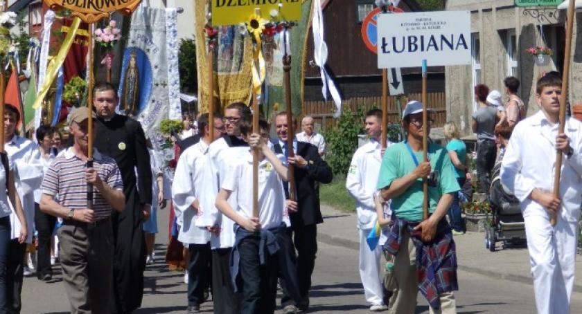 Wierni przybyli do Wiela. Uroczystości odpustowe rozpoczęte