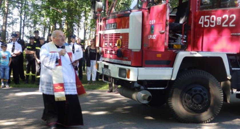 Wysłużoną tatrę wymienili na nowszego jelcza. Lipuscy strażacy mają nowy samochód ratowniczo-gaśniczy