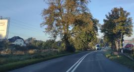 Trzeba być mistrzem kierownicy, by pokonać drogi wojewódzkie 221 i 235