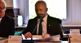 Łukasz Przybylski sam zgłosił się na wiceprzewodniczącego Rady Powiatu! Radni nie kryją zaskoczenia