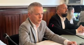 Na decyzję w sprawie wykluczenia M. Modrzejewskiego z KO trzeba poczekać!
