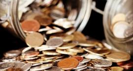 Rozpoczynają się zwolnienia pracowników. Jest też pierwsza pomoc dla małych firm