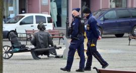 Żołnierze WOT-u od wtorku wspomagają kościerskich policjantów