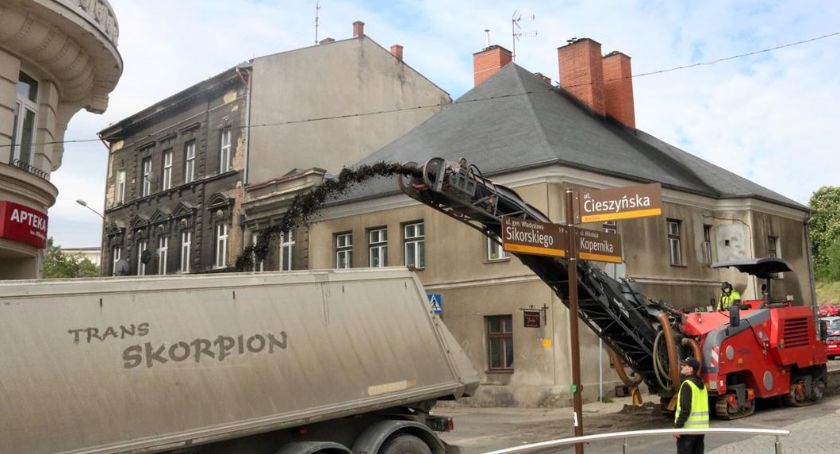 Remont skrzyżowania i okolicy ulic Lompy i Cieszyńskiej