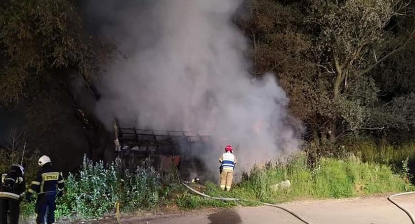 Pożar drewnianego budynku w Pietrzykowicach 
