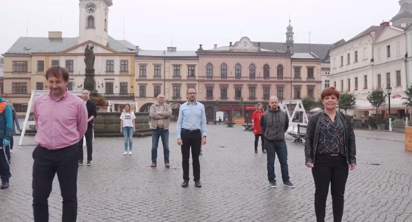 #GaszynChallenge w wykonaniu Burmistrz Cieszyna i urzędników