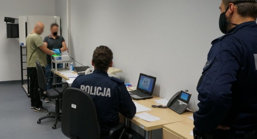 Podpalacze BMW wartego 100 tys zł zatrzymani