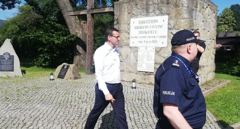 Premier Morawiecki odwiedza dziś Bielsko-Białą, Wilkowice i Zarzecze