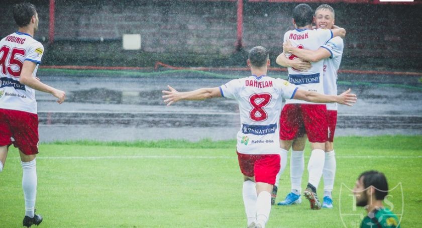 TSP - GKS Jastrzębie. Zwycięstwo w strugach deszczu