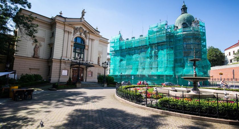 Gmach Poczty Głównej doczekał się remontu