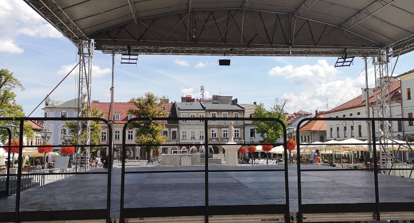 #dumnizBB Cykl koncertów na bielskim Rynku