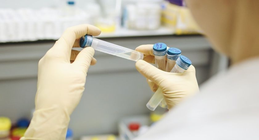 Stan epidemiologiczny na 18 sierpnia | Zmarły mieszkanki gminy Kozy i Żywca (Aktualizacja)