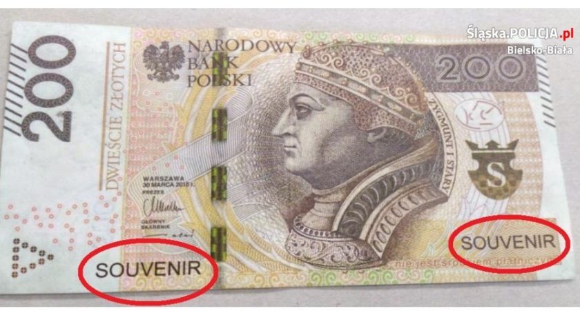 Pościg pracownika stacji paliw za oszustką, która zapłaciła fałszywym banknotem