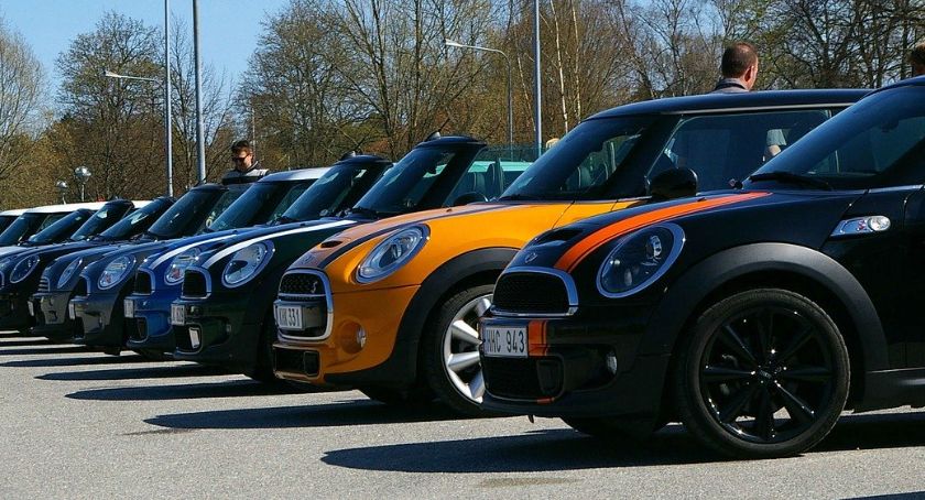 II Turystyczny Rajd Mini - Parada ponad 130 Mini ulicami Wisły