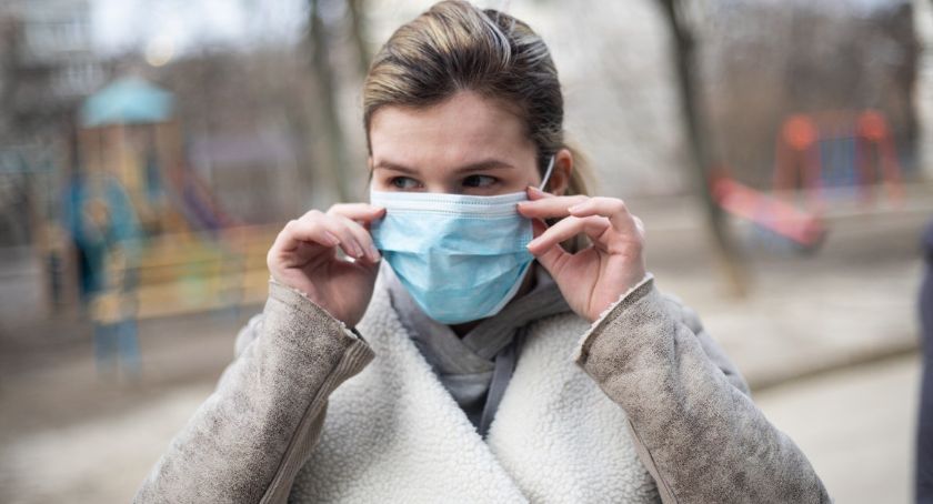 Zero tolerancji dla bezmaskowców zapowiedział minister zdrowia