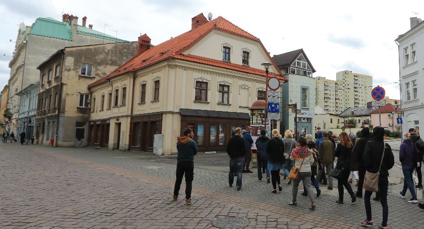 Weekendowe spacery historycznymi szlakami Bielska-Białej ze Stowarzyszeniem Olszówka