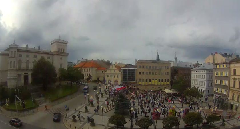 Bilans sobotniego protestu: 8 mandatów, 28 wniosków i dalsze dochodzenie policji