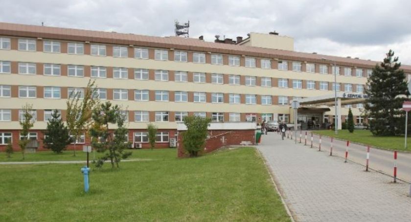 Szpital Wojewódzki zawiesza działanie trzech oddziałów z powodu koronawirusa