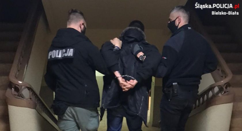 Wpadli w policyjną zasadzkę podczas włamania do magazynu