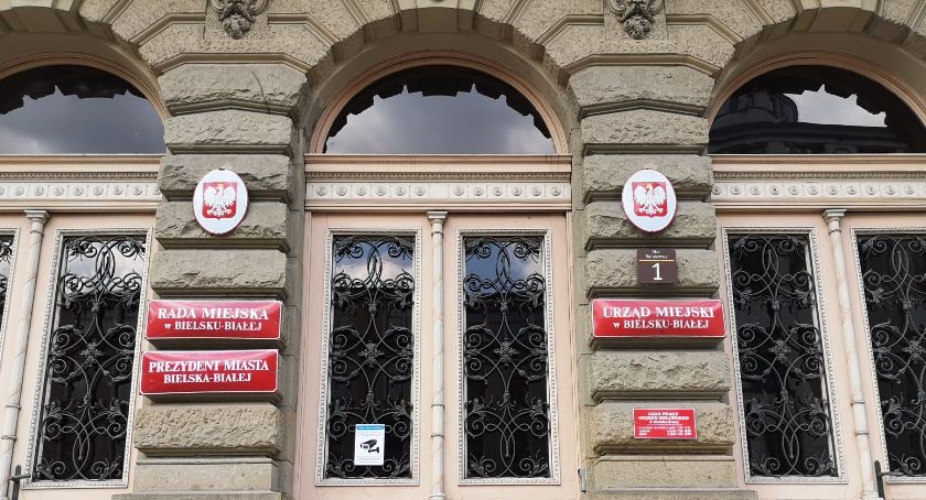 Radni z Bielska-Białej nie poparli petycji w sprawie przyjęcia Karty Praw Rodziny