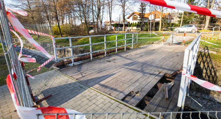 6 kładek i most zostaną wyremontowane do końca roku